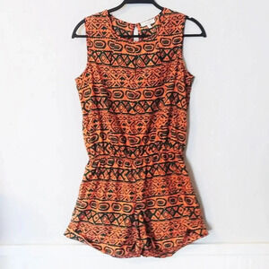 Dorothy Print‎ Sleeveless Romper Medium